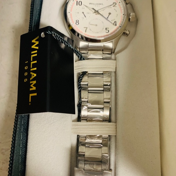 Brand New In Box - Picture 2 of 3